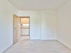 Pronájem bytu 3+1, Tábor, Brigádníků, 63 m2