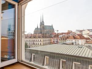 Pronájem bytu 2+kk, Brno, Radnická, 83 m2