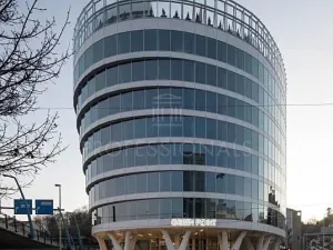 Pronájem kanceláře, Praha - Smíchov, Plzeňská, 387 m2