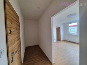 Prodej bytu 2+1, Uherské Hradiště, Vladislava Vaculky, 44 m2