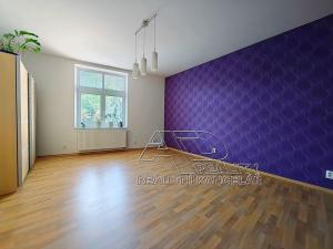 Pronájem bytu 2+1, České Budějovice, 75 m2