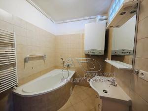Pronájem bytu 2+1, České Budějovice, 75 m2