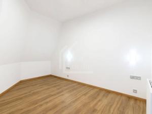 Pronájem bytu 1+kk, Praha - Holešovice, Tusarova, 37 m2