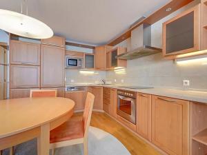 Pronájem bytu 4+kk, Praha - Kunratice, V Zeleném údolí, 100 m2
