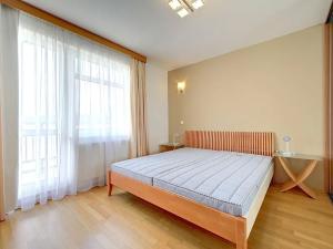Pronájem bytu 4+kk, Praha - Kunratice, V Zeleném údolí, 100 m2
