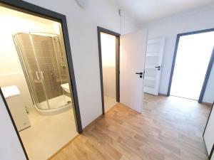 Pronájem bytu 3+1, Praha - Modřany, Pirinská, 77 m2