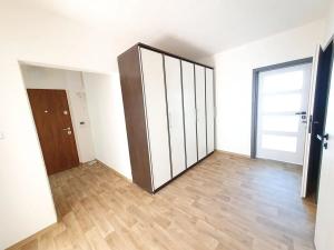 Pronájem bytu 3+1, Praha - Modřany, Pirinská, 77 m2