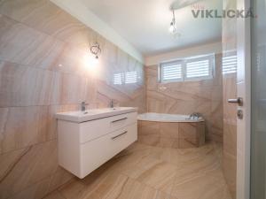 Prodej rodinného domu, Miřetice, 260 m2