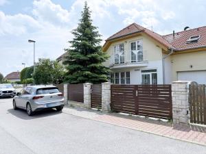 Prodej rodinného domu, Hostivice, Vodňanského, 150 m2