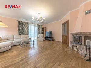 Pronájem rodinného domu, Lhota, K Lesnu, 205 m2