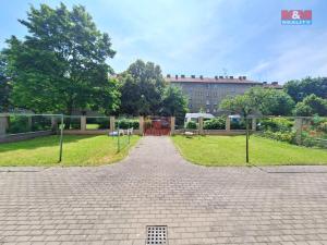 Pronájem bytu 1+1, Hradec Králové, Bidlova, 45 m2