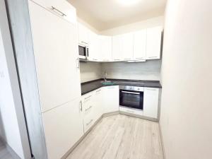 Pronájem bytu 2+kk, Praha, 48 m2
