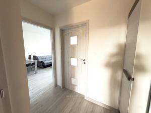 Pronájem bytu 2+kk, Praha, 48 m2