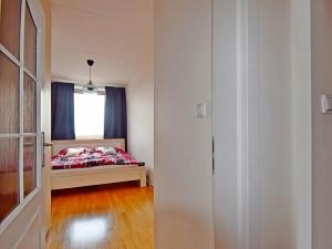 Pronájem bytu 2+kk, Praha - Troja, Hnězdenská, 51 m2