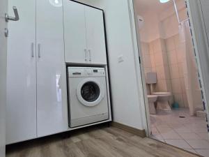 Prodej bytu 2+kk, Rruga Qafe Bote, Durres, Albánie, 75 m2
