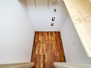 Pronájem bytu 2+kk, Praha - Břevnov, Šlikova, 48 m2