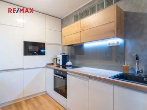 Pronájem bytu 3+kk, Pardubice, S. K. Neumanna, 55 m2