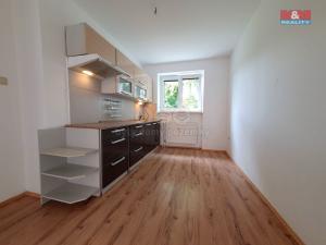Prodej bytu 2+1, Oslavany, Hlavní, 59 m2