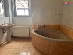 Prodej rodinného domu, Chožov, 130 m2