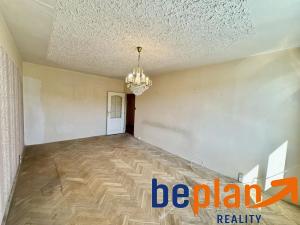 Prodej bytu 3+1, Karlovy Vary, Družstevní, 79 m2