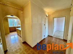 Prodej bytu 3+1, Karlovy Vary, Družstevní, 79 m2