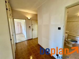 Prodej bytu 3+1, Karlovy Vary, Družstevní, 79 m2
