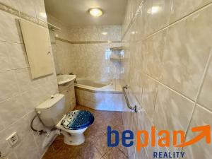 Prodej bytu 3+1, Karlovy Vary, Družstevní, 79 m2