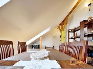Prodej komerčního pozemku, Heřmánkovice, 40632 m2