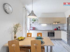 Prodej bytu 2+kk, Frýdek-Místek - Frýdek, Národních mučedníků, 62 m2