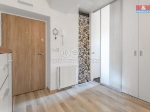 Prodej bytu 2+kk, Frýdek-Místek - Frýdek, Národních mučedníků, 62 m2