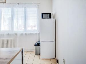 Pronájem bytu 2+1, Praha - Malešice, Nad vodovodem, 55 m2