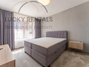 Pronájem bytu 2+kk, Praha - Modřany, Zlochova, 56 m2