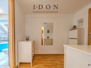 Prodej komerční nemovitosti, Staré Město, Železniční I, 368 m2