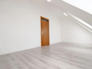 Pronájem rodinného domu, Praha - Řepy, Na Fialce I, 188 m2