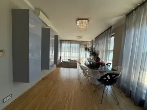 Pronájem bytu 2+kk, Praha - Karlín, Rohanské nábřeží, 80 m2