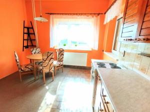 Pronájem rodinného domu, Velká Polom, 9. května, 160 m2