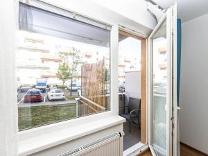 Prodej bytu 1+kk, Praha - Horní Měcholupy, Modenská, 39 m2