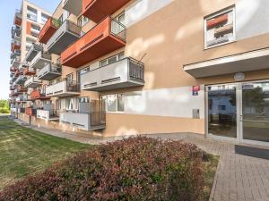Prodej bytu 1+kk, Praha - Horní Měcholupy, Modenská, 39 m2