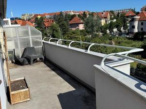 Pronájem bytu 3+1, Praha - Vinohrady, Benešovská, 110 m2
