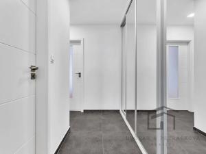 Prodej bytu 2+kk, Praha - Krč, Za dvorem, 45 m2