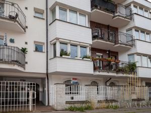 Pronájem bytu 3+1, Praha - Podolí, Podolské nábřeží, 96 m2