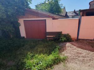 Prodej garáže, Uherský Ostroh, 173 m2