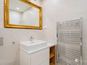 Pronájem bytu 2+kk, Praha - Nusle, Závišova, 58 m2