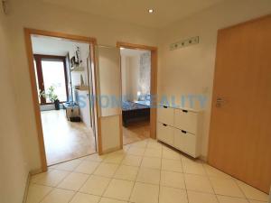 Pronájem bytu 2+kk, Praha - Smíchov, Štorkánova, 56 m2