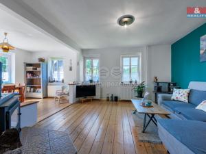 Pronájem rodinného domu, Stříbrná, 228 m2