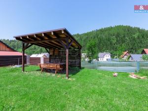 Pronájem rodinného domu, Stříbrná, 228 m2