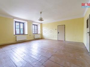 Prodej rodinného domu, Telč - Telč-Vnitřní Město, náměstí Zachariáše z Hradce, 300 m2