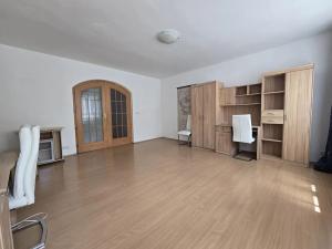 Pronájem bytu 3+1, Jihlava, Kosmákova, 100 m2