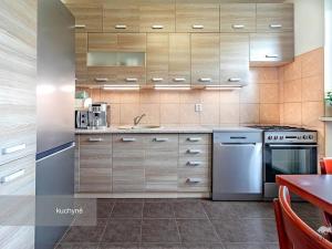 Prodej bytu 3+1, Vochov, 83 m2