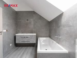 Prodej bytu 3+kk, Skorkov, 103 m2